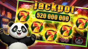 slot king VIP ကစားသမားများ Mobile APP မှ Cashback နှင့် Bonus ရယူနေသည့် မြင်ကွင်း